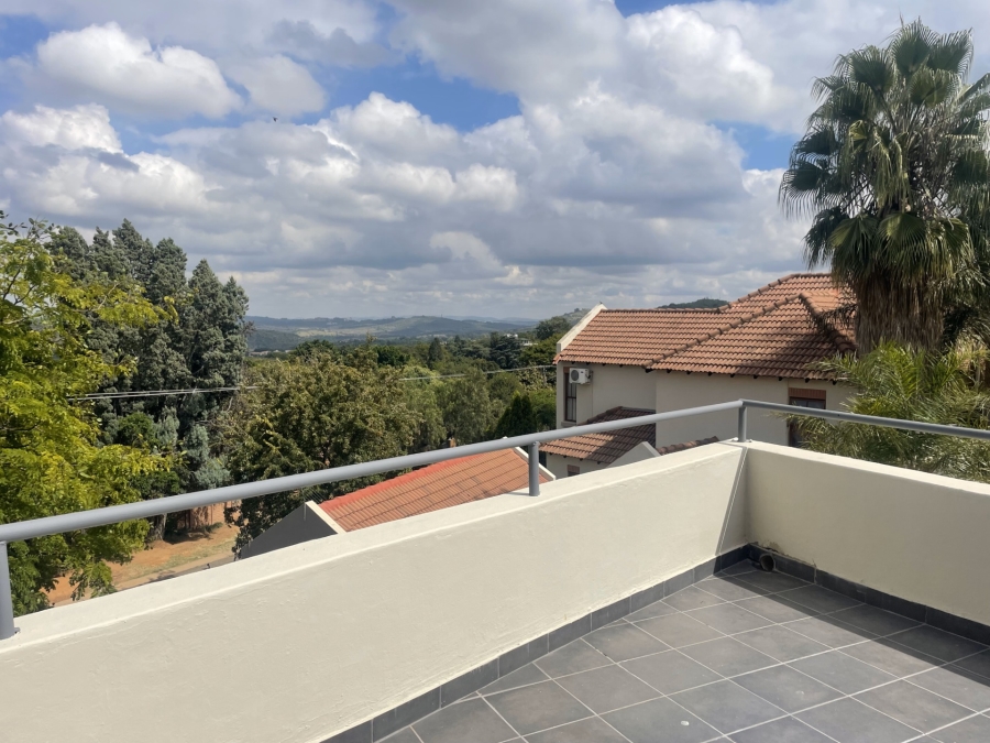 4 Bedroom Property for Sale in Waterkloof Ridge Gauteng