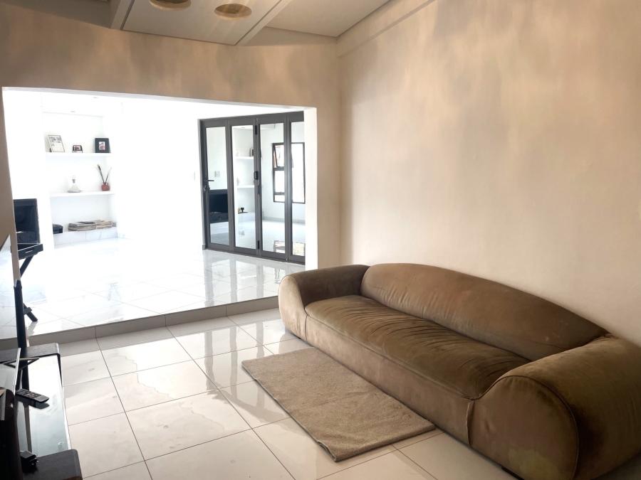 4 Bedroom Property for Sale in Waterkloof Ridge Gauteng