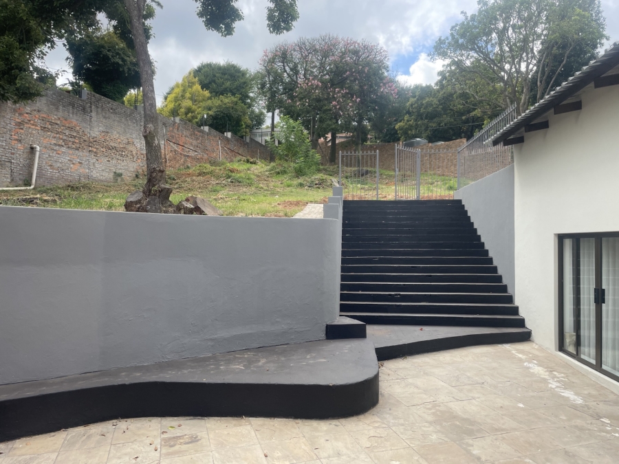4 Bedroom Property for Sale in Waterkloof Ridge Gauteng