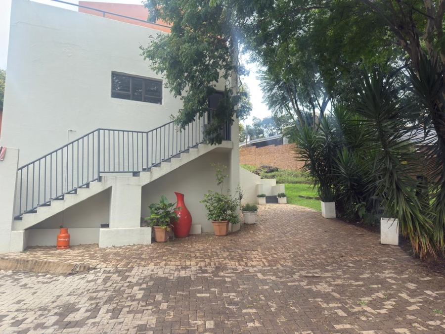 4 Bedroom Property for Sale in Waterkloof Ridge Gauteng