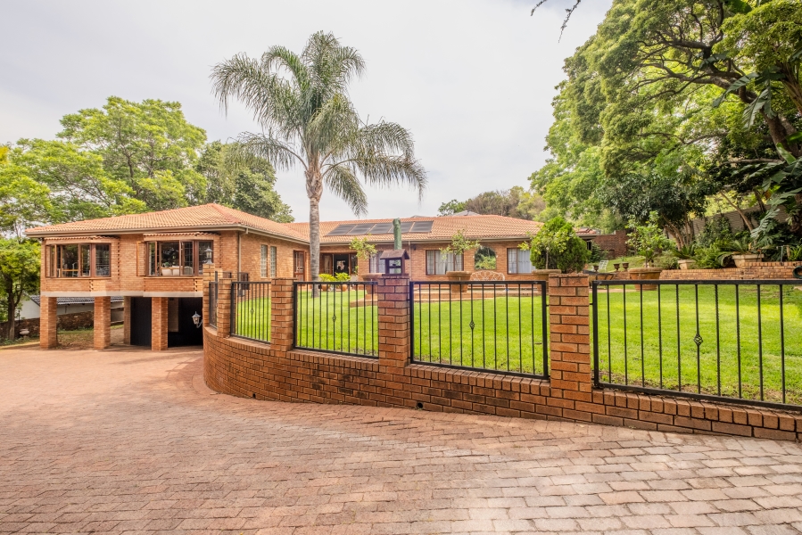 3 Bedroom Property for Sale in Waterkloof Ridge Gauteng