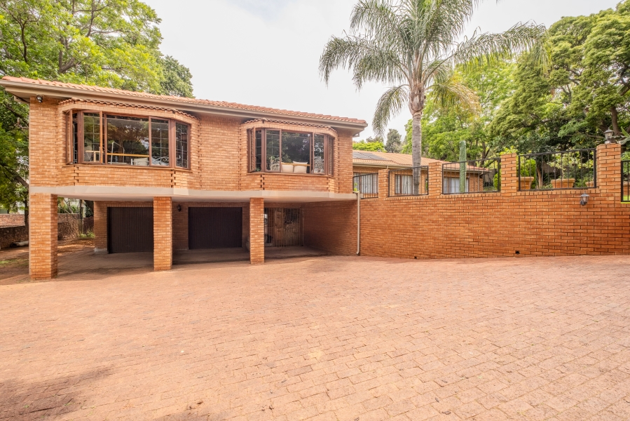 3 Bedroom Property for Sale in Waterkloof Ridge Gauteng