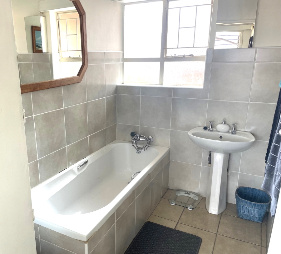 3 Bedroom Property for Sale in La Montagne Gauteng