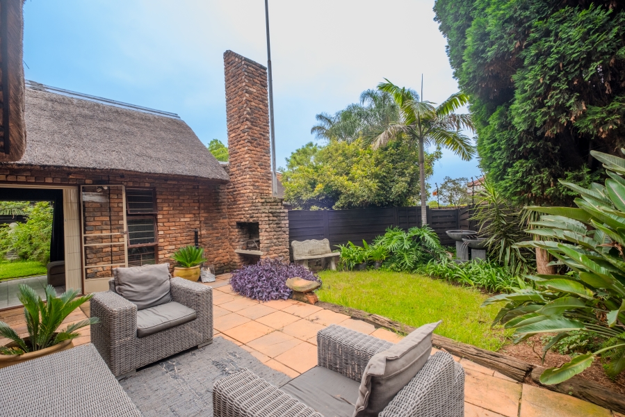 2 Bedroom Property for Sale in Faerie Glen Gauteng