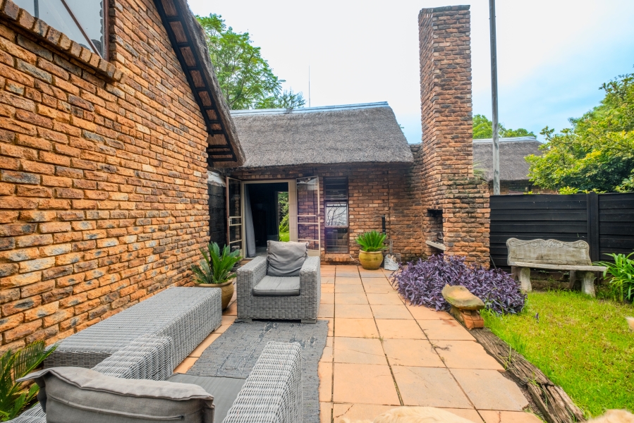 2 Bedroom Property for Sale in Faerie Glen Gauteng