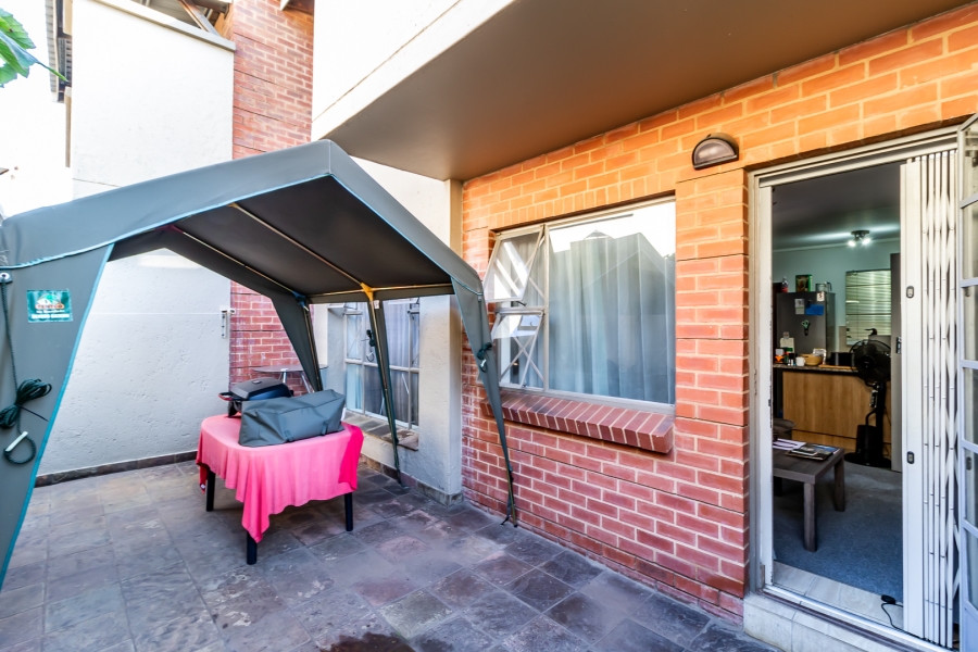 1 Bedroom Property for Sale in Waverley Gauteng