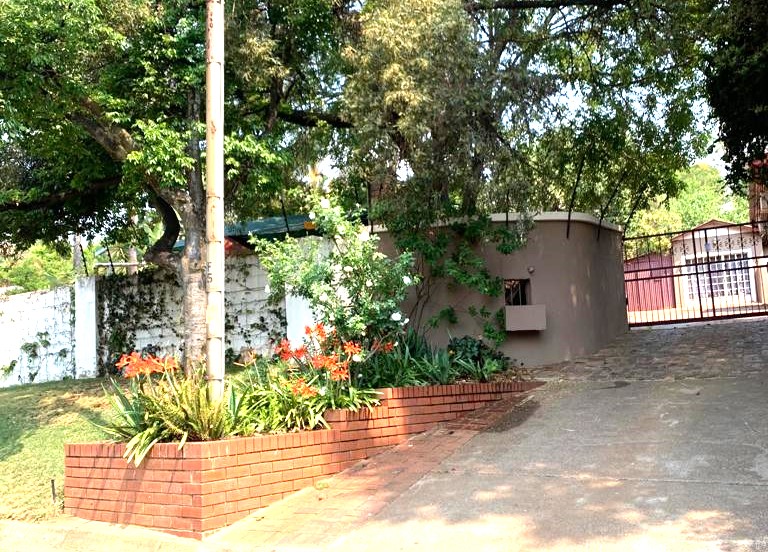 4 Bedroom Property for Sale in Groenkloof Gauteng