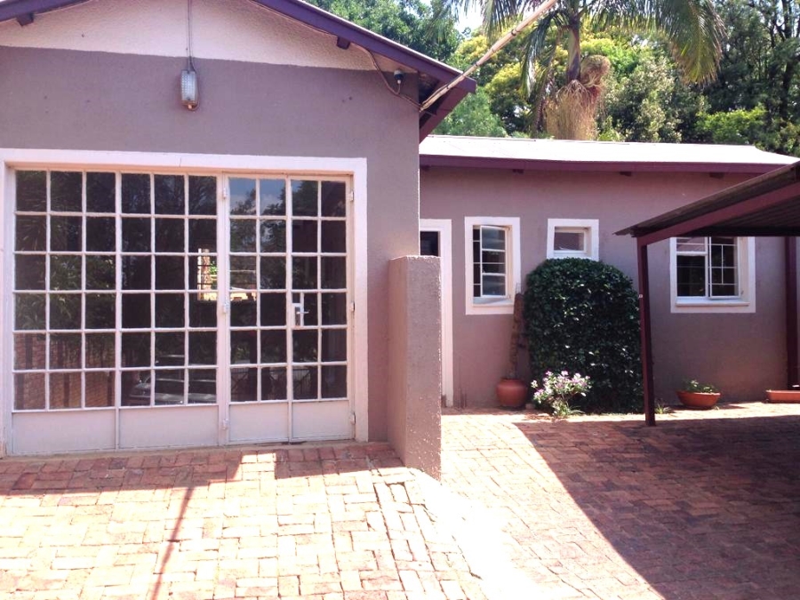 4 Bedroom Property for Sale in Groenkloof Gauteng