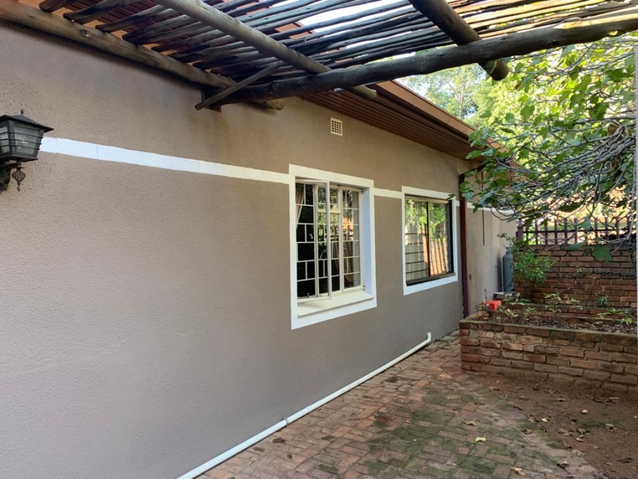 4 Bedroom Property for Sale in Groenkloof Gauteng