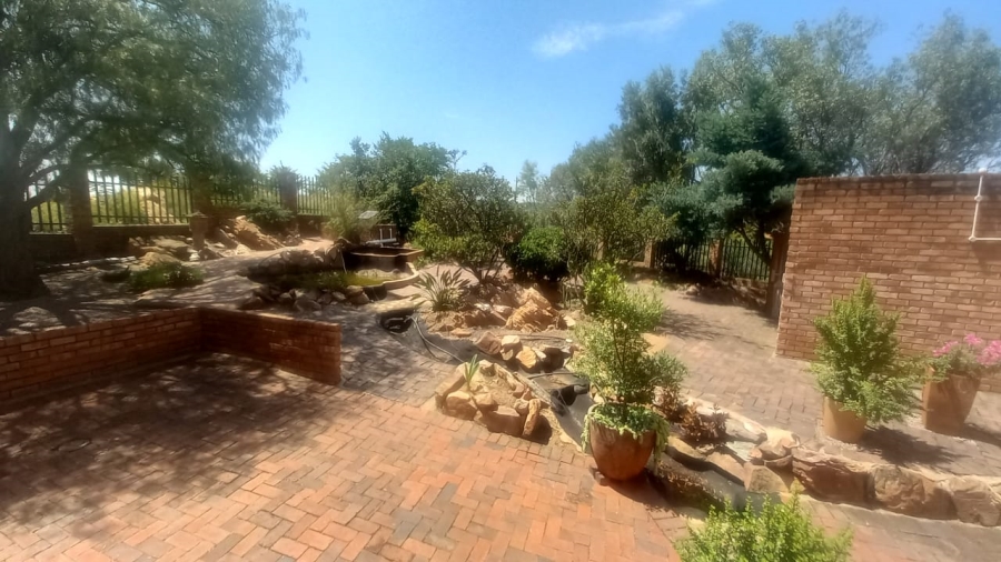 4 Bedroom Property for Sale in Noordheuwel Gauteng