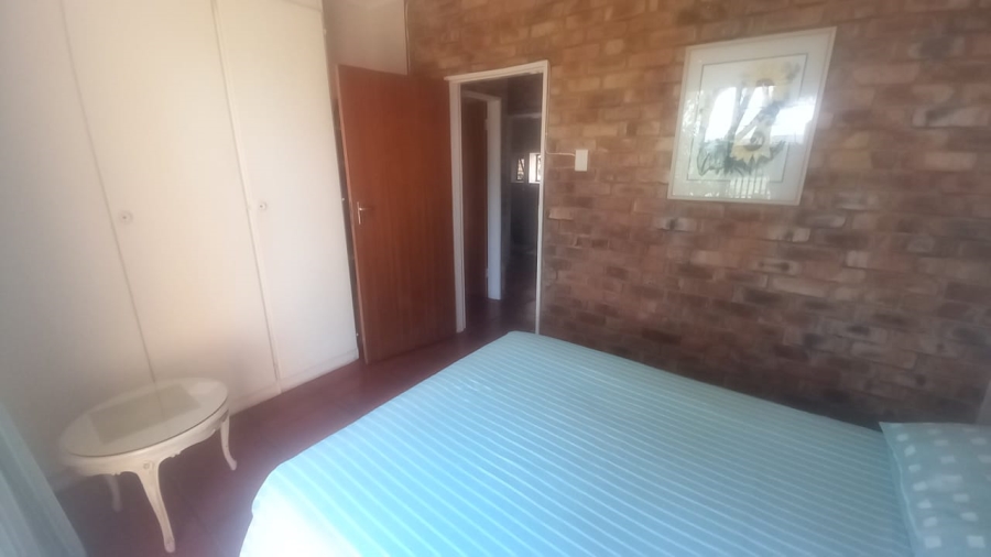 4 Bedroom Property for Sale in Noordheuwel Gauteng