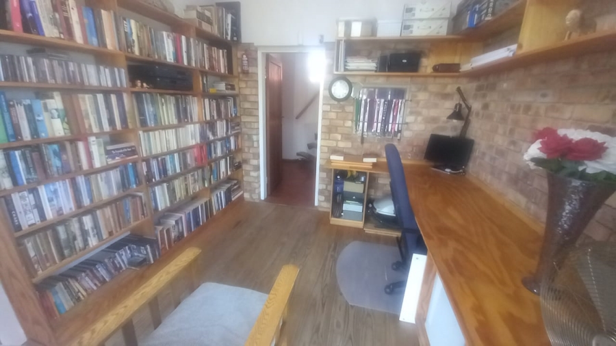 4 Bedroom Property for Sale in Noordheuwel Gauteng