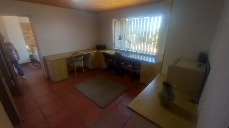4 Bedroom Property for Sale in Noordheuwel Gauteng