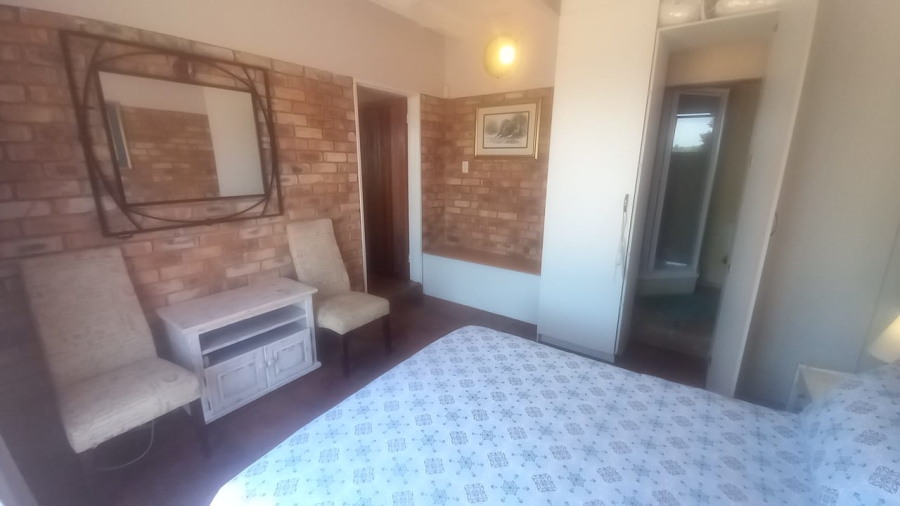 4 Bedroom Property for Sale in Noordheuwel Gauteng