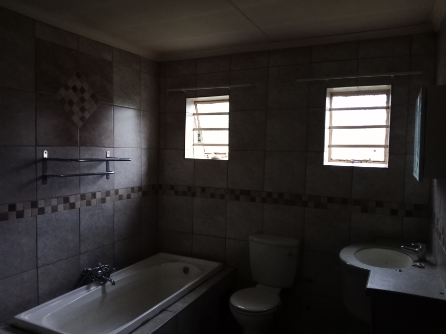 4 Bedroom Property for Sale in Daspoort Gauteng