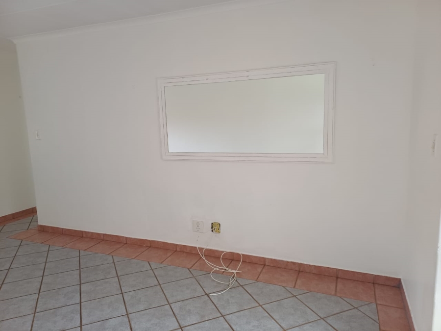 To Let 3 Bedroom Property for Rent in Die Hoewes Gauteng