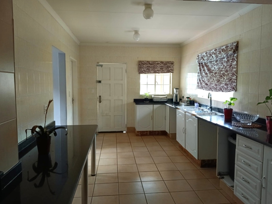 3 Bedroom Property for Sale in Brackenhurst Gauteng