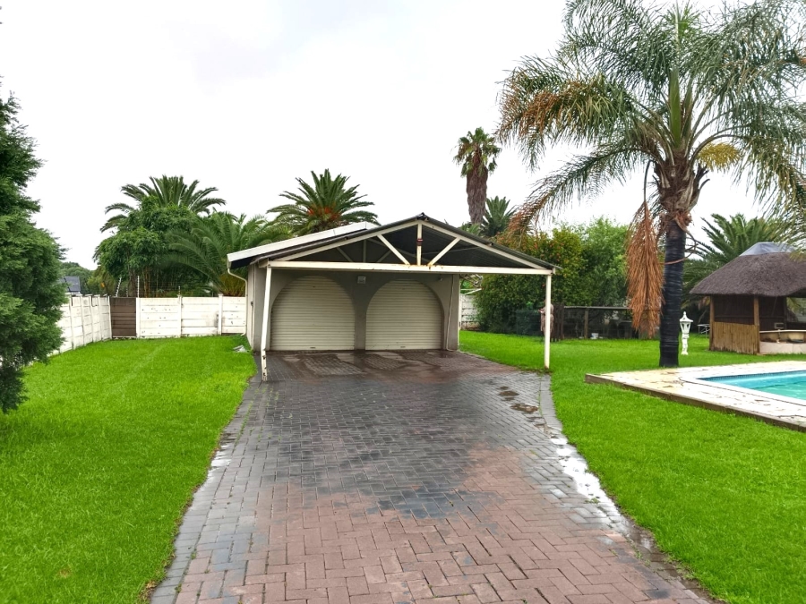 3 Bedroom Property for Sale in Brackenhurst Gauteng