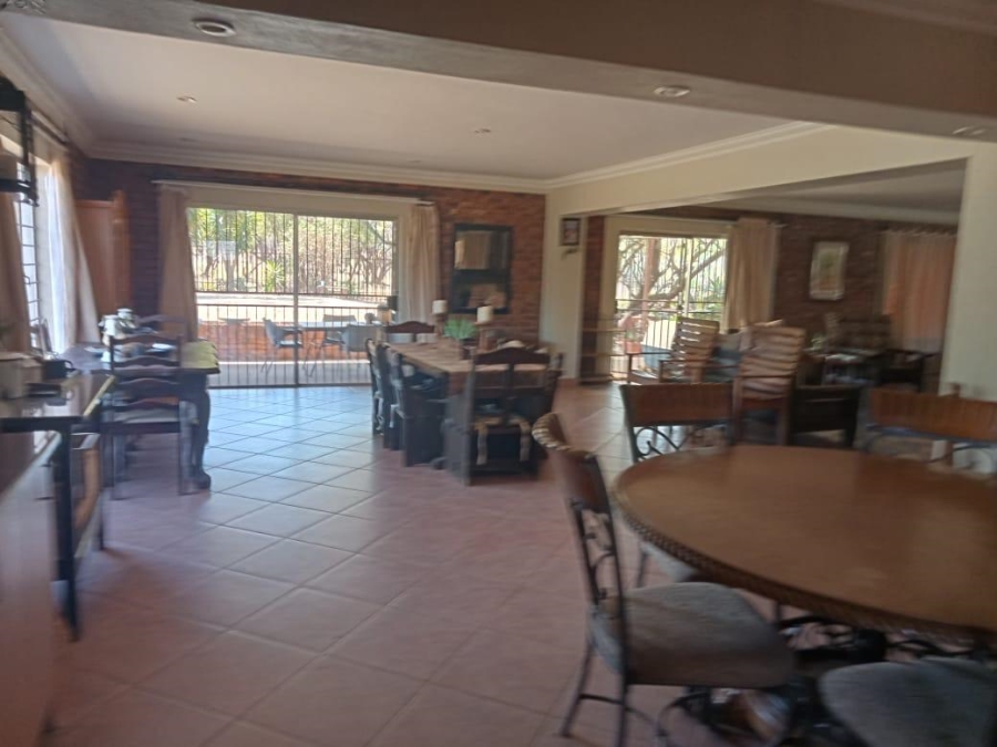 5 Bedroom Property for Sale in Kameeldrift West Gauteng