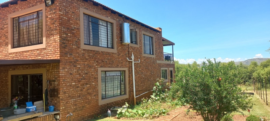 5 Bedroom Property for Sale in Kameeldrift West Gauteng