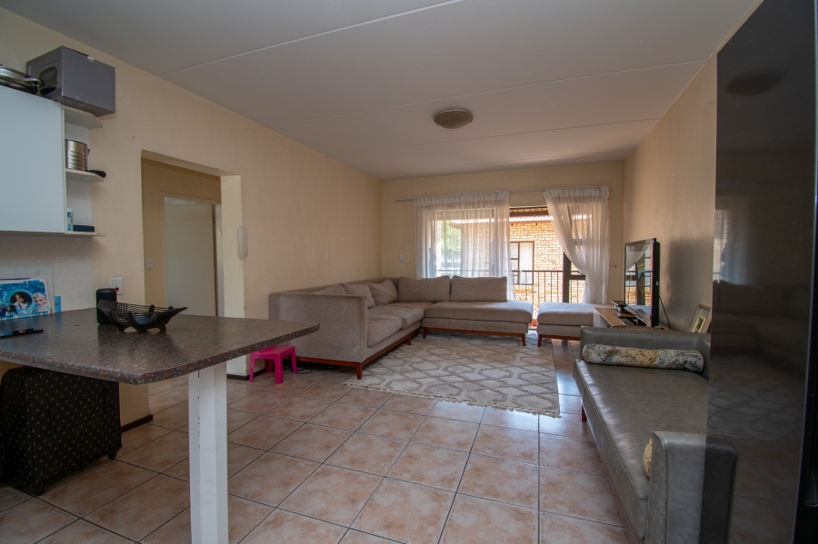 2 Bedroom Property for Sale in Weltevreden Park Gauteng