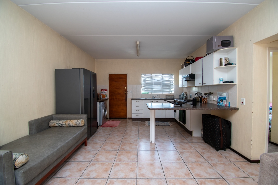 2 Bedroom Property for Sale in Weltevreden Park Gauteng