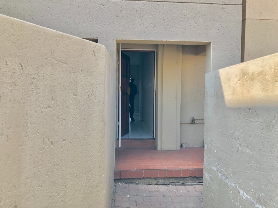 To Let 2 Bedroom Property for Rent in Ferndale Gauteng