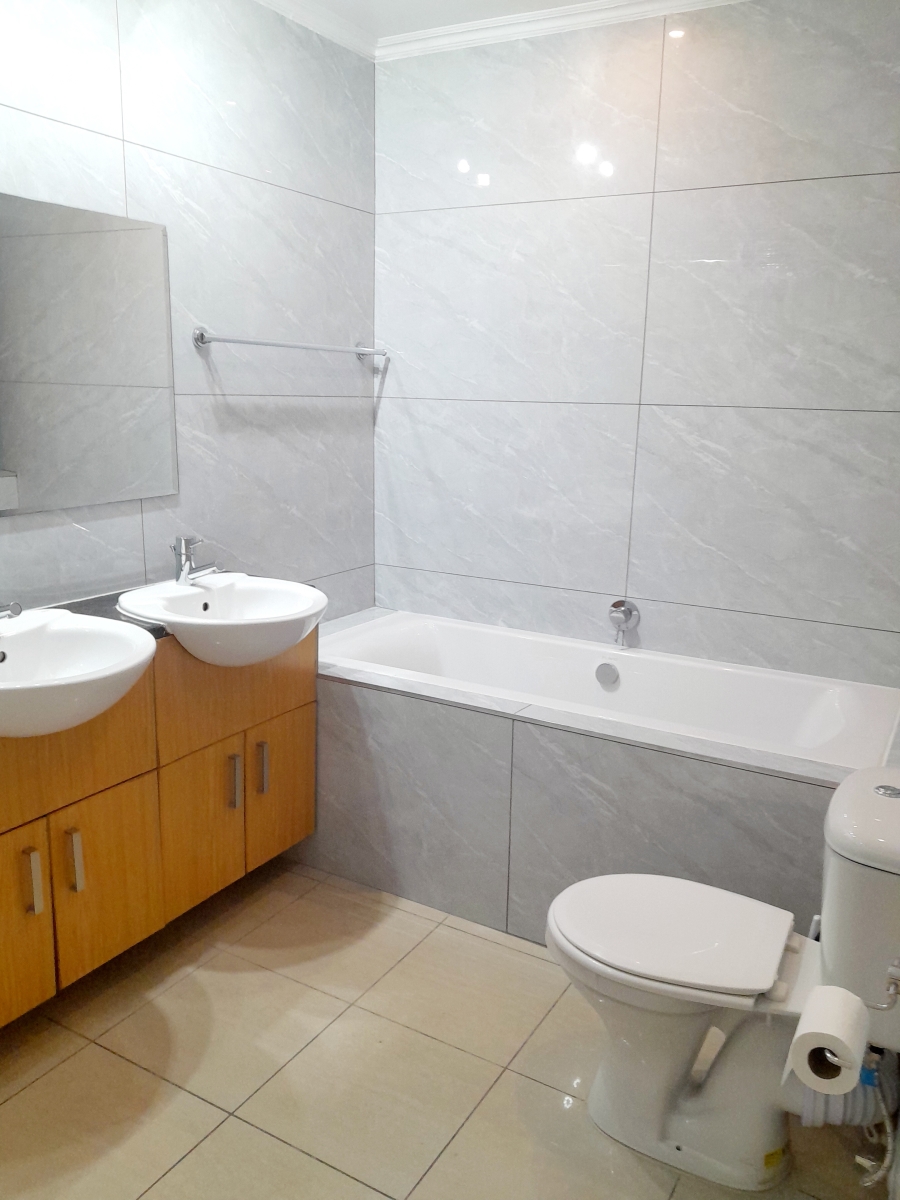 To Let 1 Bedroom Property for Rent in Sandown Gauteng