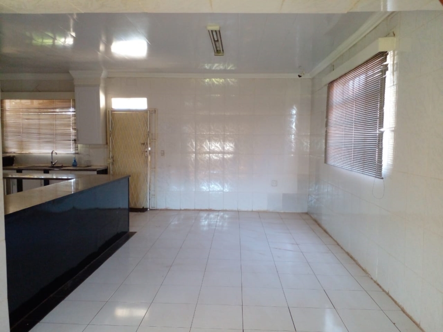 To Let 3 Bedroom Property for Rent in De Deur Gauteng