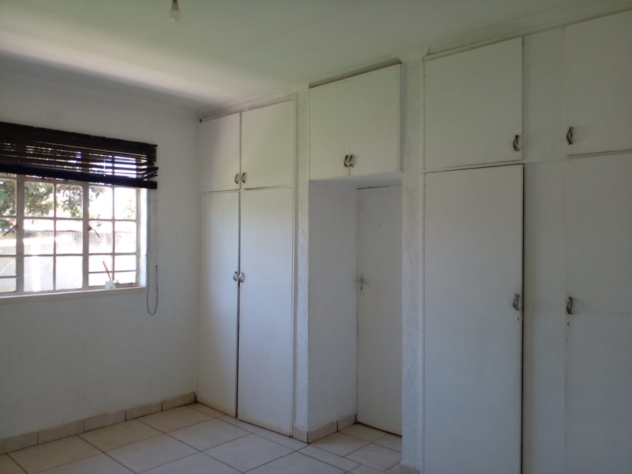 To Let 3 Bedroom Property for Rent in De Deur Gauteng