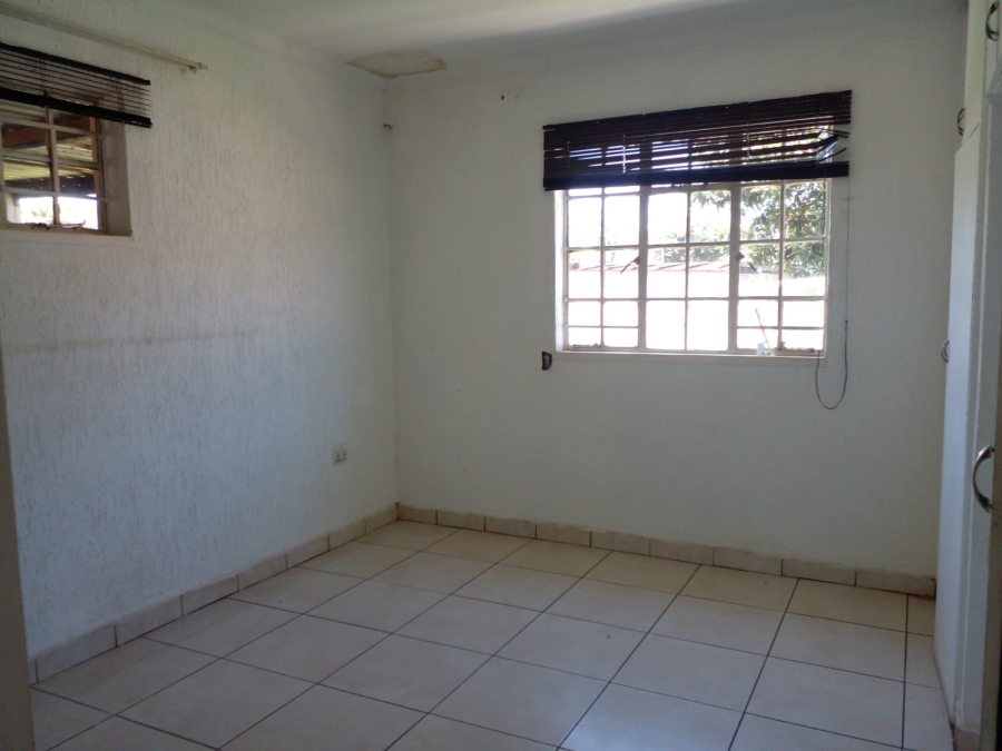 To Let 3 Bedroom Property for Rent in De Deur Gauteng