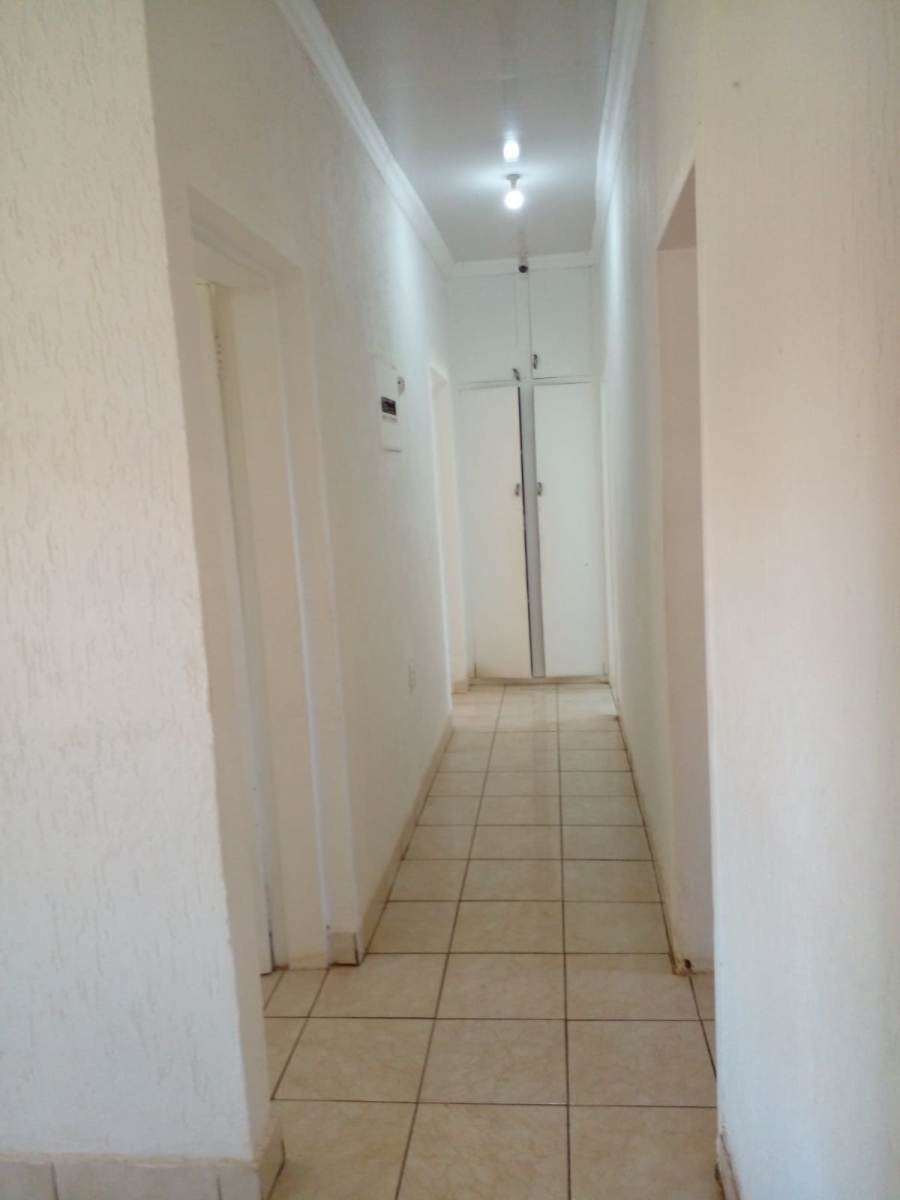 To Let 3 Bedroom Property for Rent in De Deur Gauteng