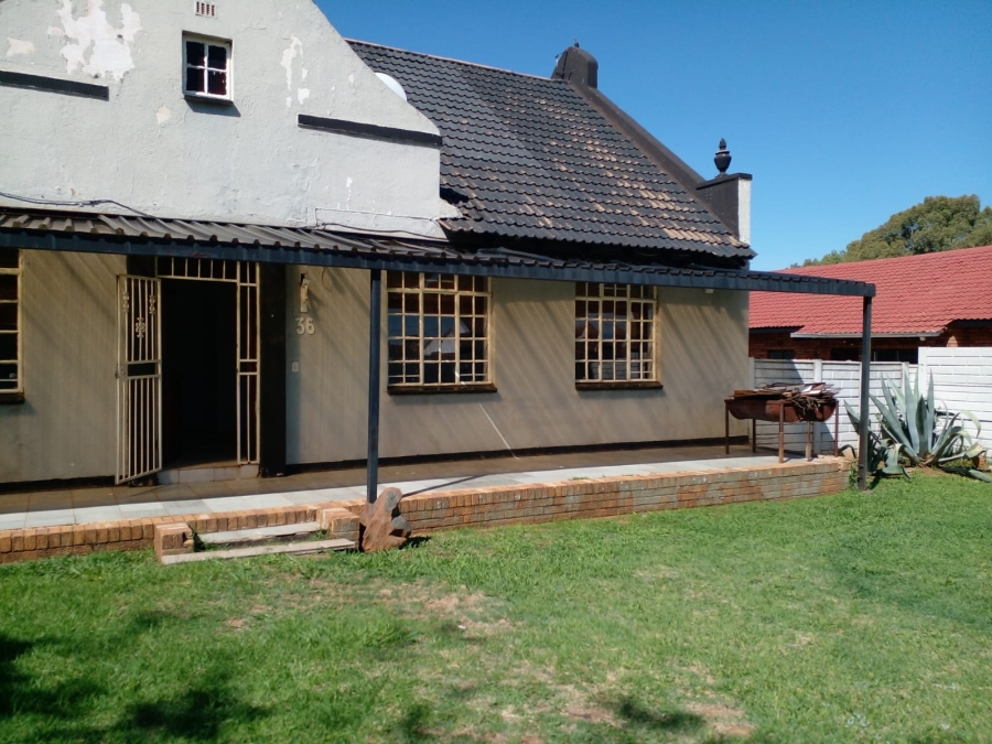 To Let 3 Bedroom Property for Rent in De Deur Gauteng