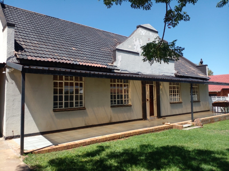 To Let 3 Bedroom Property for Rent in De Deur Gauteng