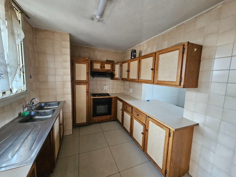 2 Bedroom Property for Sale in Menlyn Gauteng