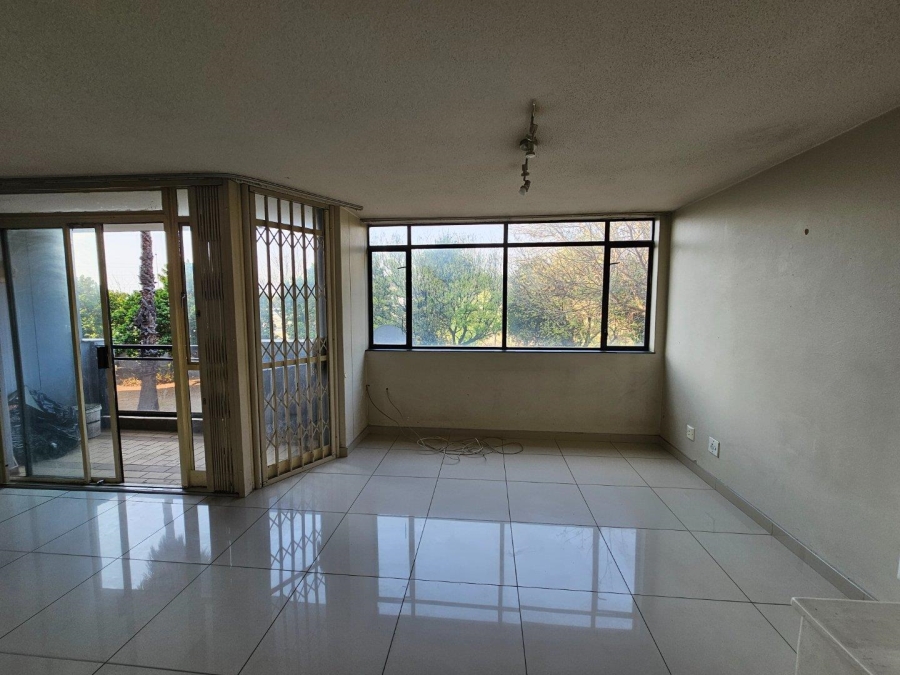 2 Bedroom Property for Sale in Menlyn Gauteng