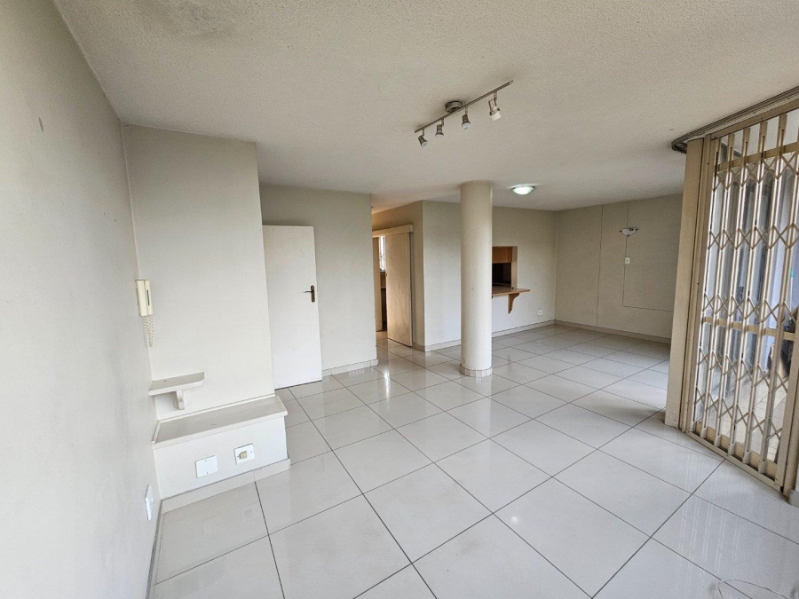 2 Bedroom Property for Sale in Menlyn Gauteng