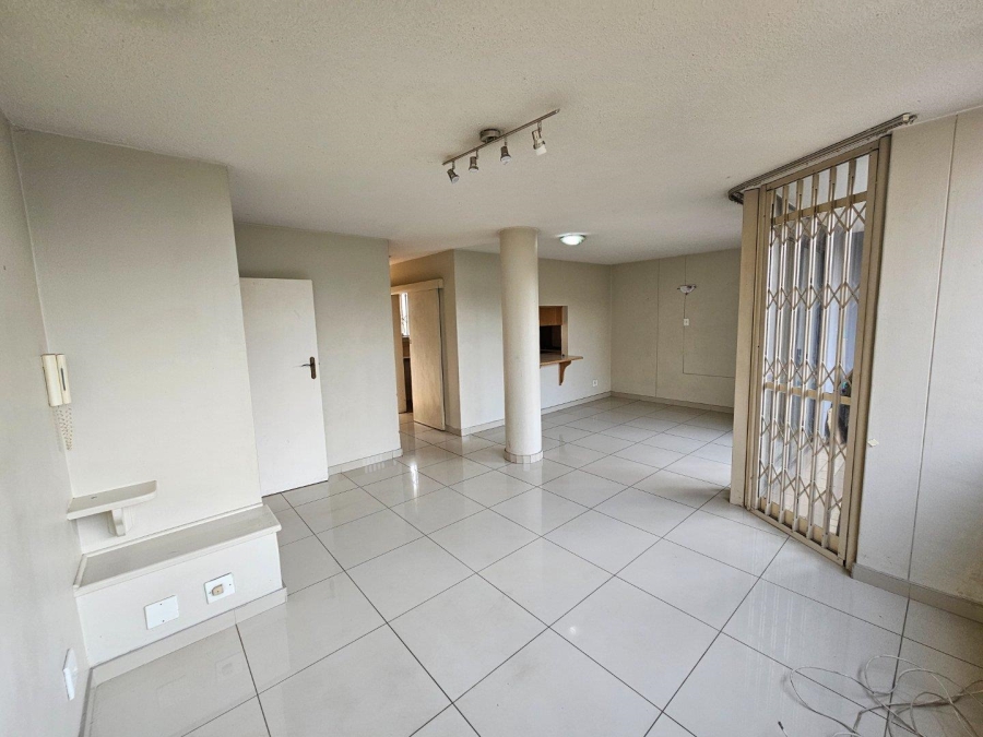 2 Bedroom Property for Sale in Menlyn Gauteng