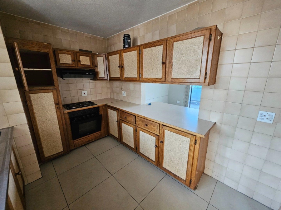 2 Bedroom Property for Sale in Menlyn Gauteng