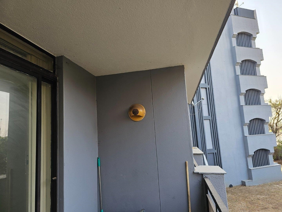2 Bedroom Property for Sale in Menlyn Gauteng