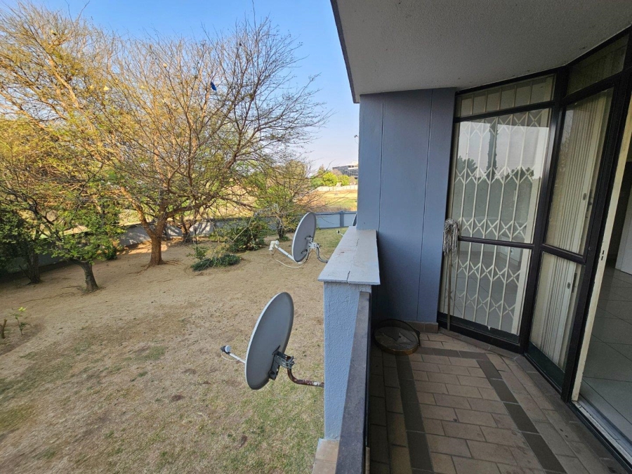 2 Bedroom Property for Sale in Menlyn Gauteng