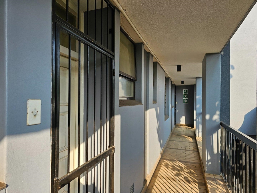 2 Bedroom Property for Sale in Menlyn Gauteng
