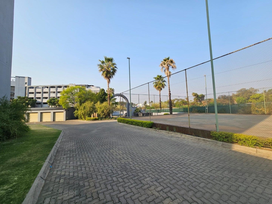 2 Bedroom Property for Sale in Menlyn Gauteng