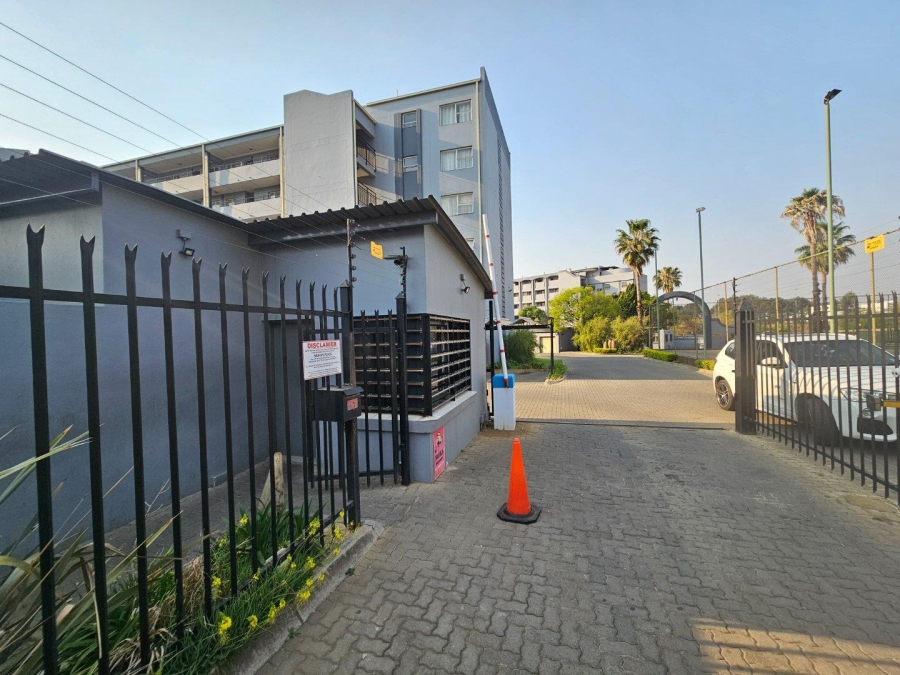 2 Bedroom Property for Sale in Menlyn Gauteng