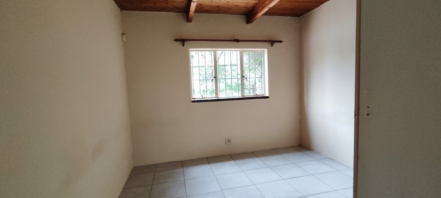 To Let 1 Bedroom Property for Rent in Glen Austin Gauteng