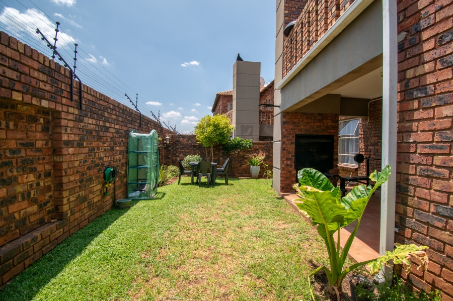 3 Bedroom Property for Sale in Verwoerdpark Gauteng