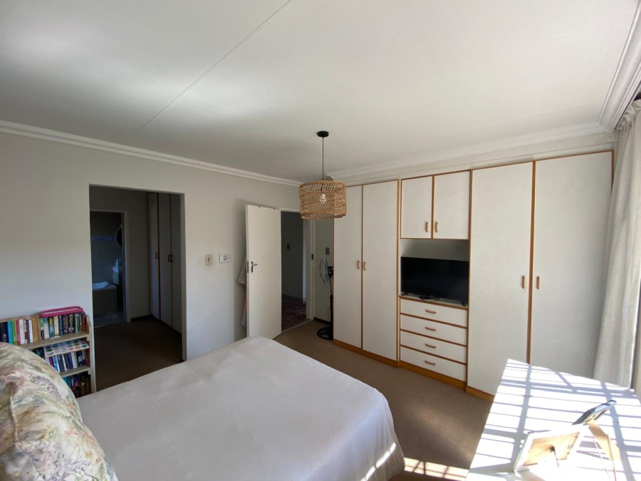 To Let 3 Bedroom Property for Rent in Garsfontein Gauteng