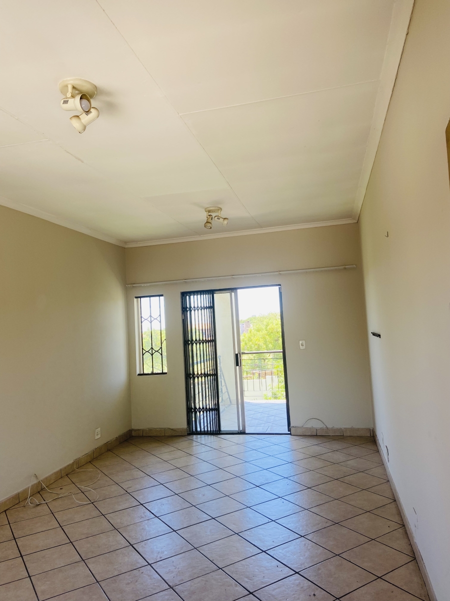 2 Bedroom Property for Sale in Country View Gauteng