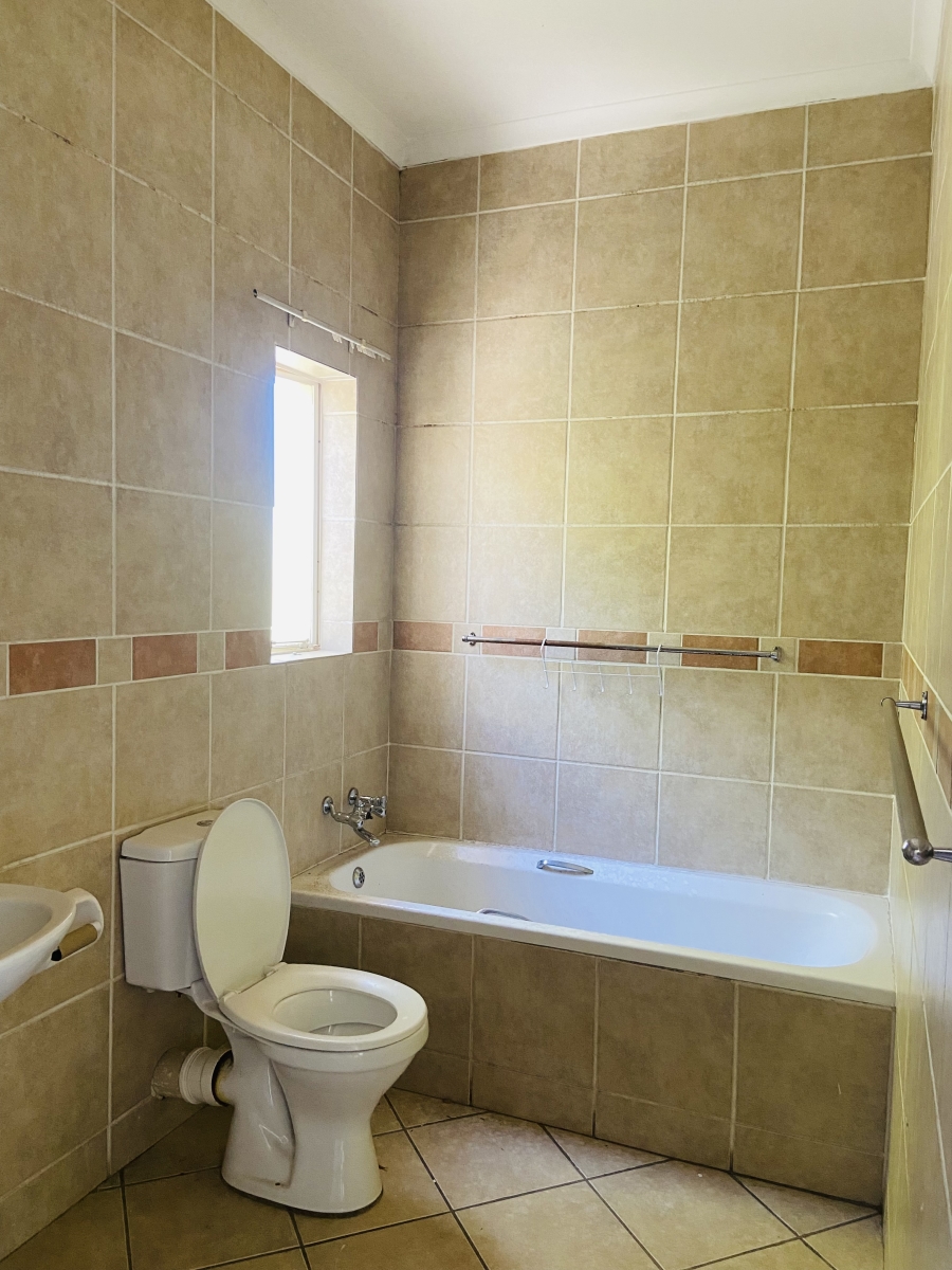 2 Bedroom Property for Sale in Country View Gauteng