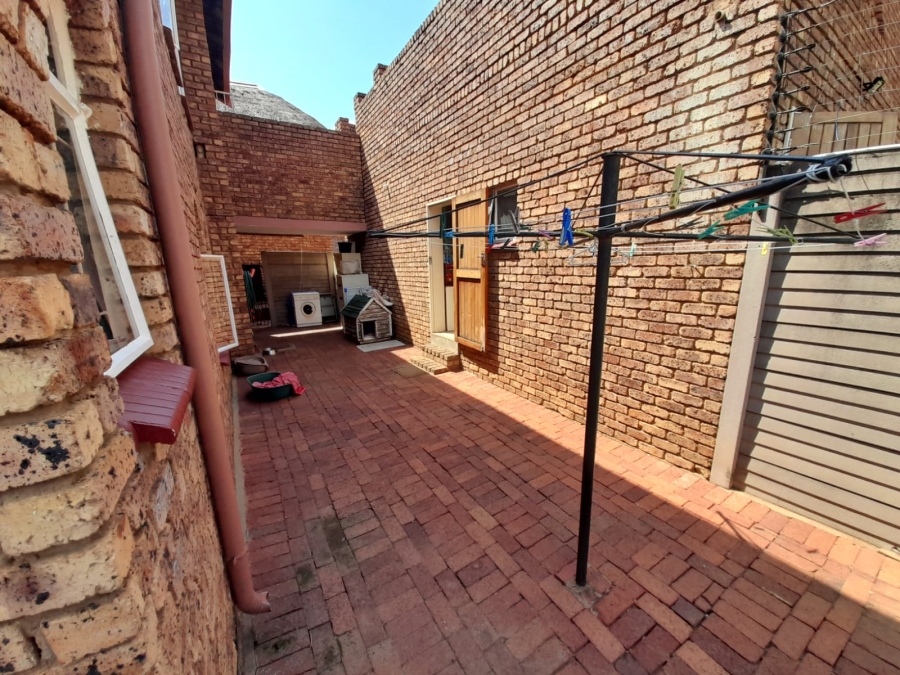 To Let 3 Bedroom Property for Rent in Garsfontein Gauteng